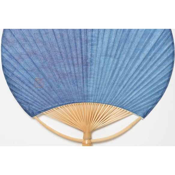 Handgemachter japanischer "Uchiwa"-Fächer