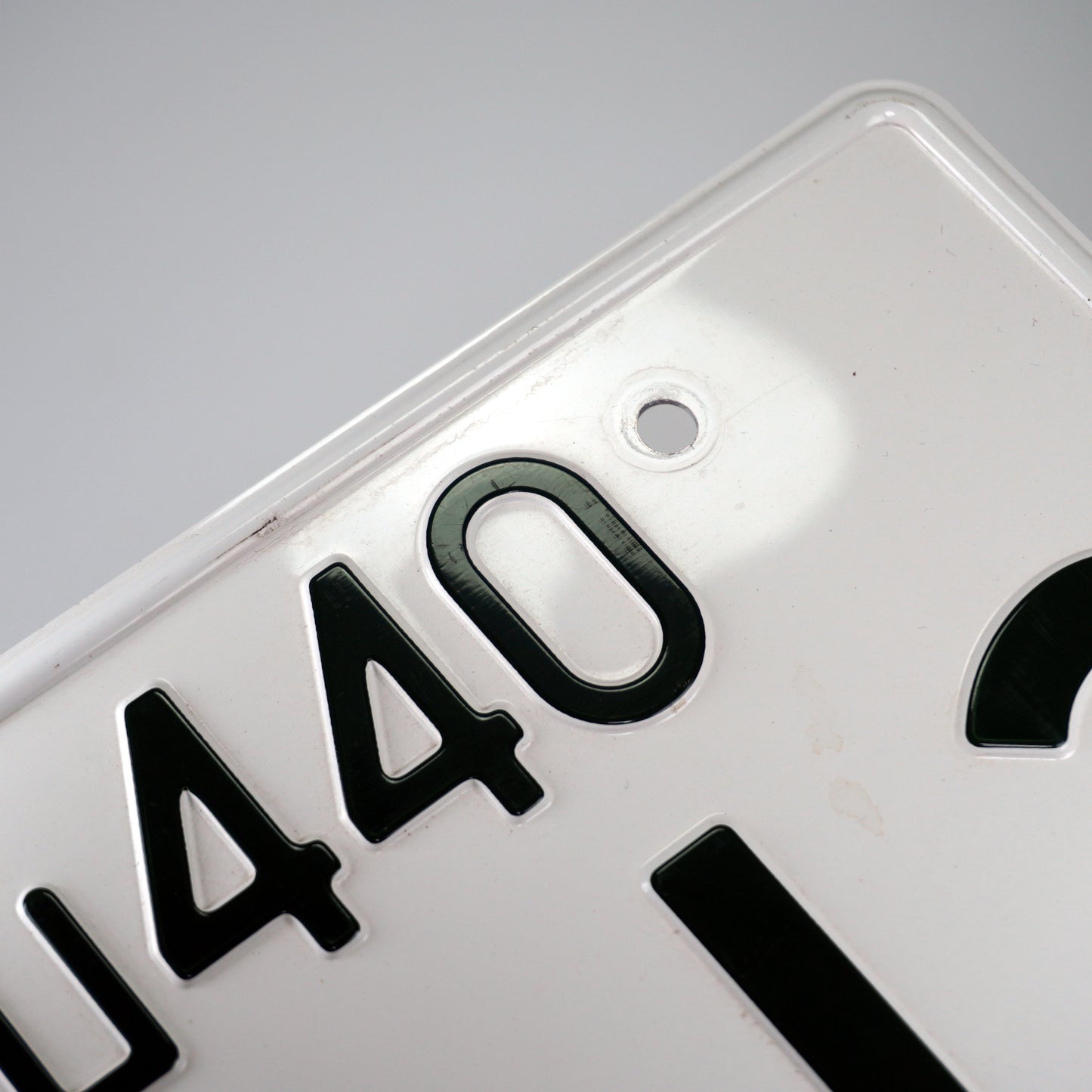 Genuine Decommissioned Japanese Vehicle Number Plate Set (Ta 712)